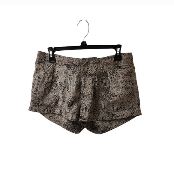 Lani Lightweight Snake Skin Print Shorts Medium Greyish-Brown/Black - Picture 1 of 7